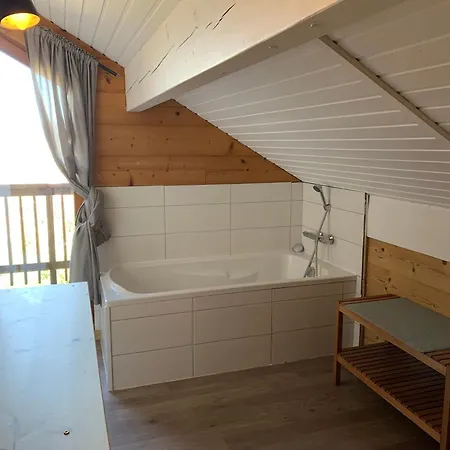 Gaby - Atypique Avec Alpstuga *